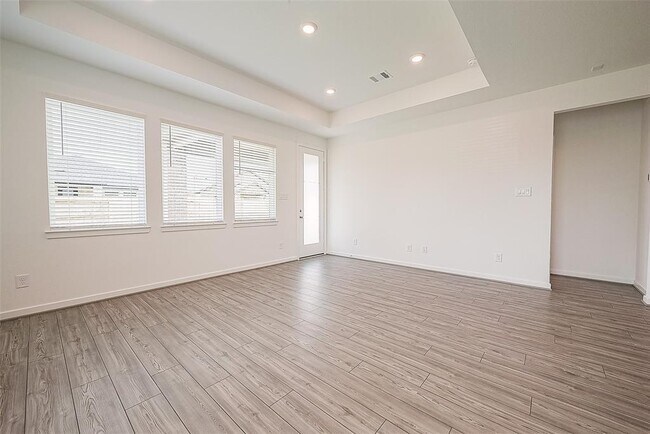 Building Photo - 21834 Sunshine Cove Ln