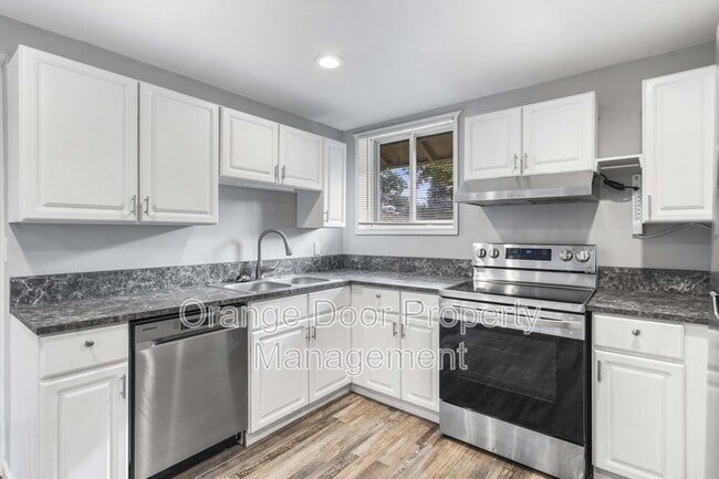 Building Photo - 24305 102nd Ave Ct E