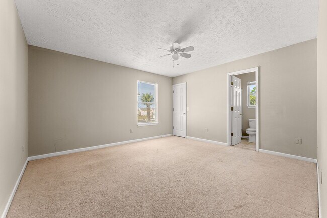 Building Photo - 133 White Cap Wy