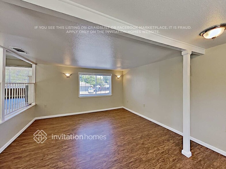 Building Photo - 4640 Plantation Dr