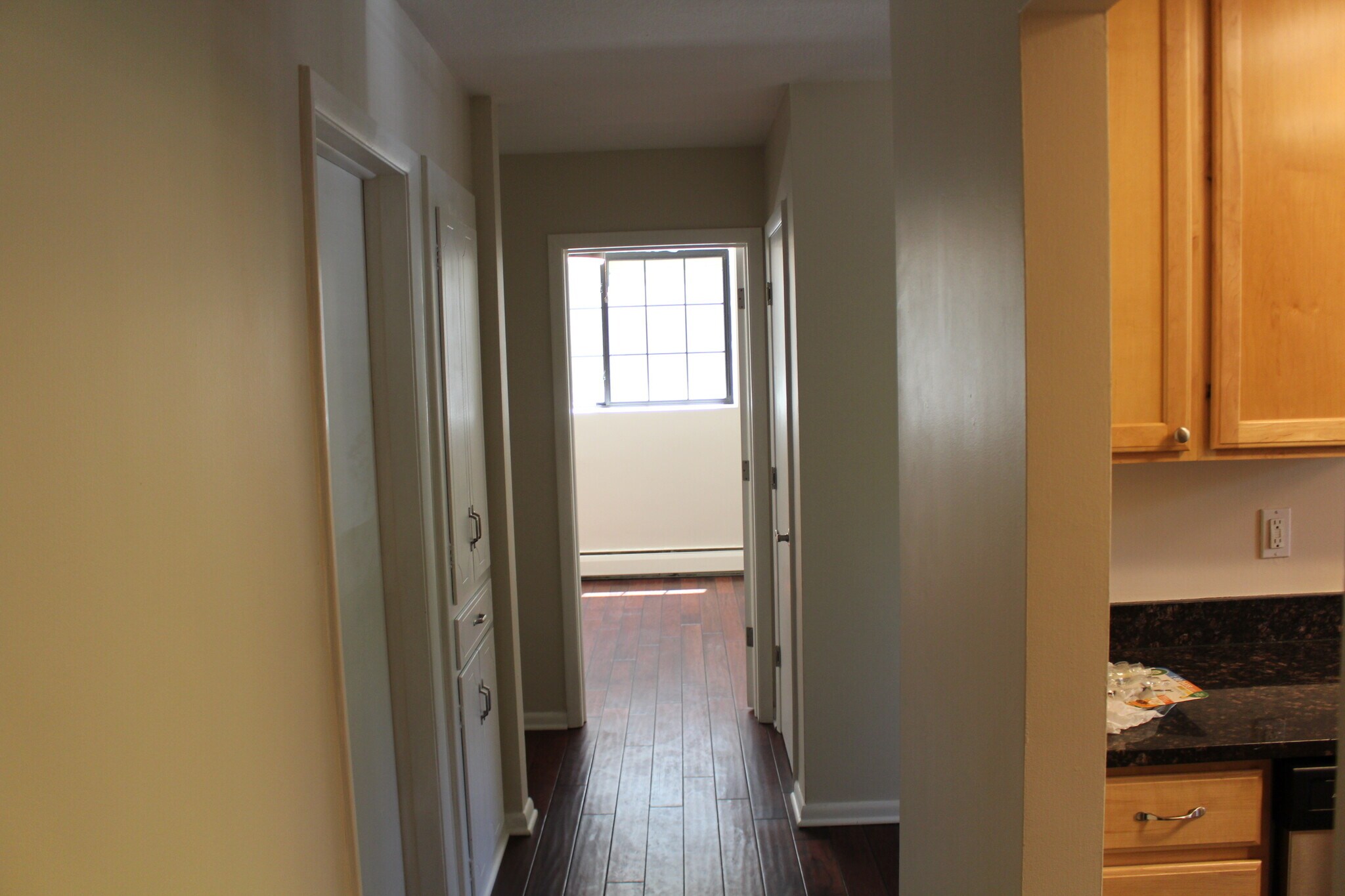 Building Photo - 3215 Pillsbury Ave S