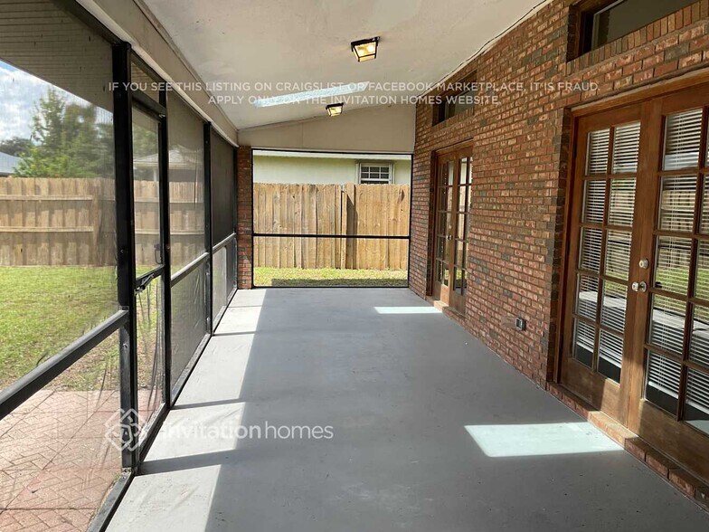 Building Photo - 3532 Finch Dr