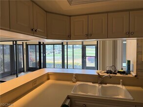 Building Photo - 5870 Trailwinds Dr