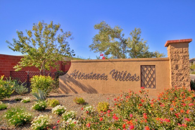 Building Photo - 4778 E Tierra Buena Ln