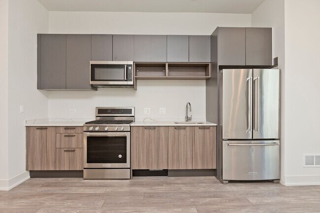 Building Photo - 853 North Larrabee #405 - Studio river North