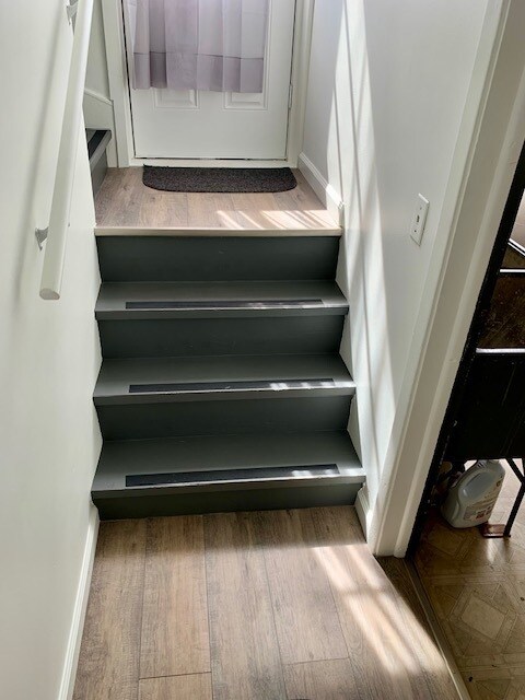 Building Photo - 4032 Wesley Ter