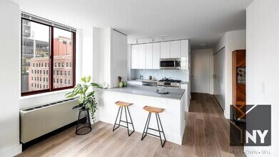 Building Photo - 2 bedroom in New York NY 10001