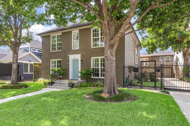 Primary Photo - 2108 Branard St
