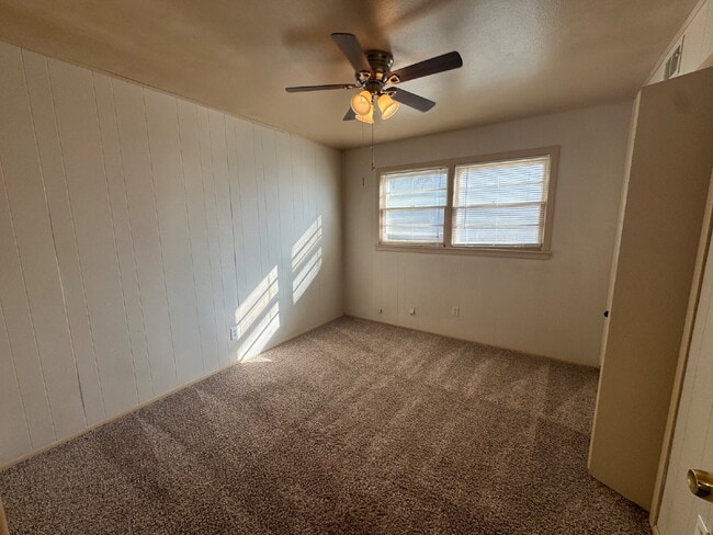 Building Photo - Beautiful 3-Bedroom Home with 2 Baths on 14th Street, Lubbock!