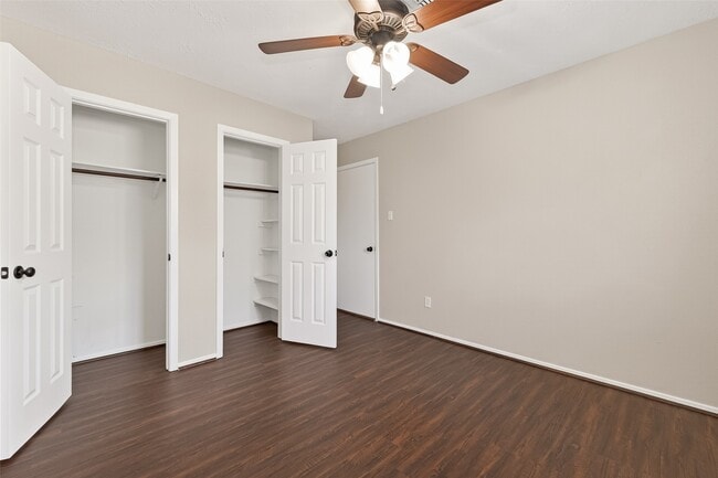 Building Photo - 22607 Fincastle Dr