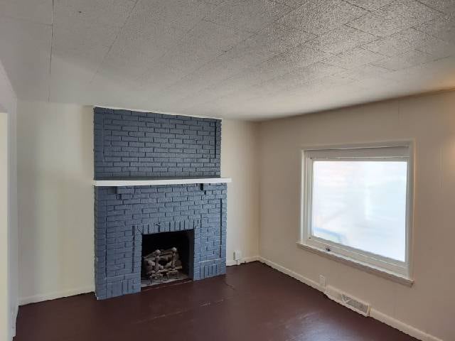 Building Photo - 918 7th Ave