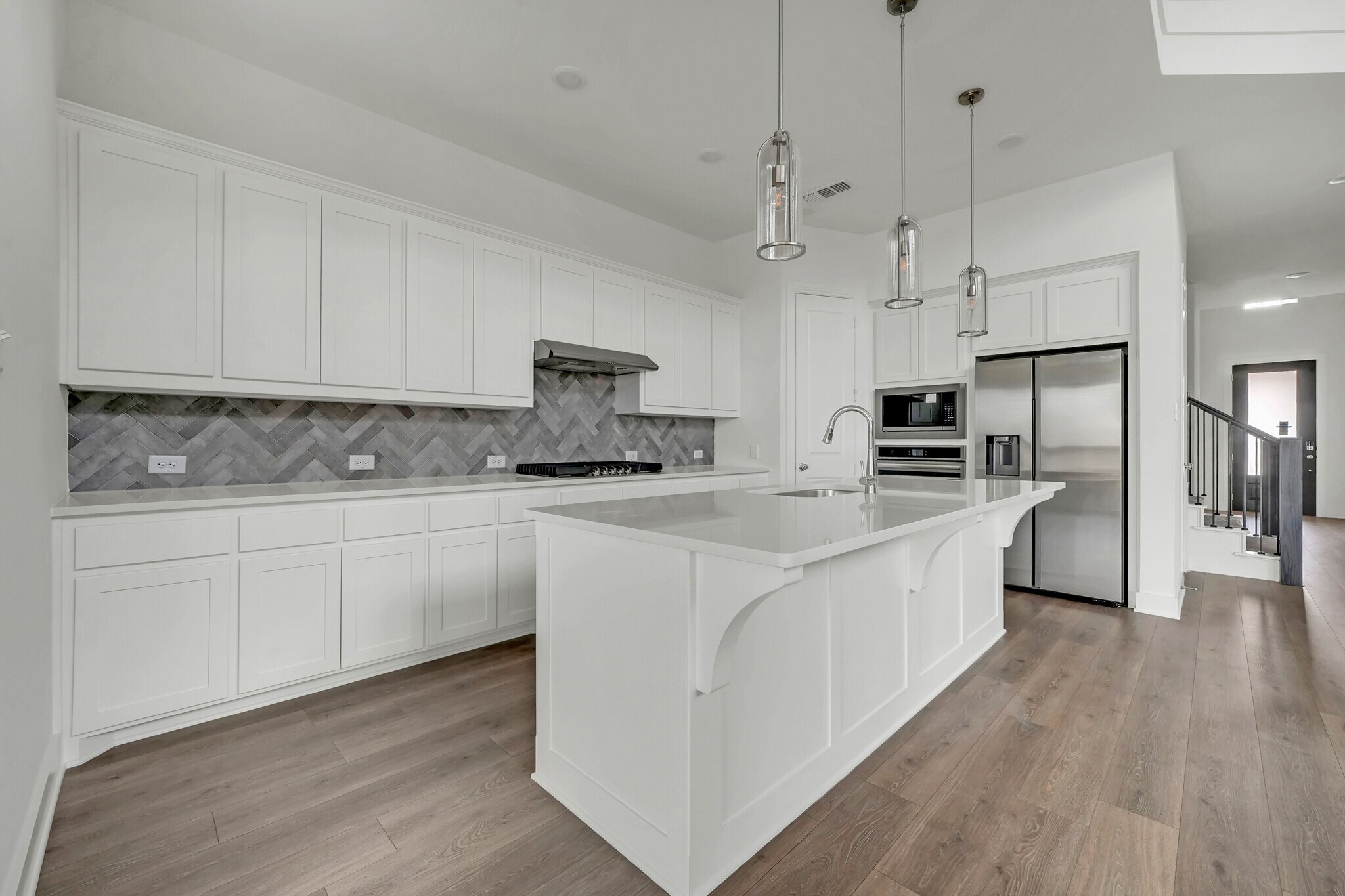 Building Photo - 3729 Paradise Way