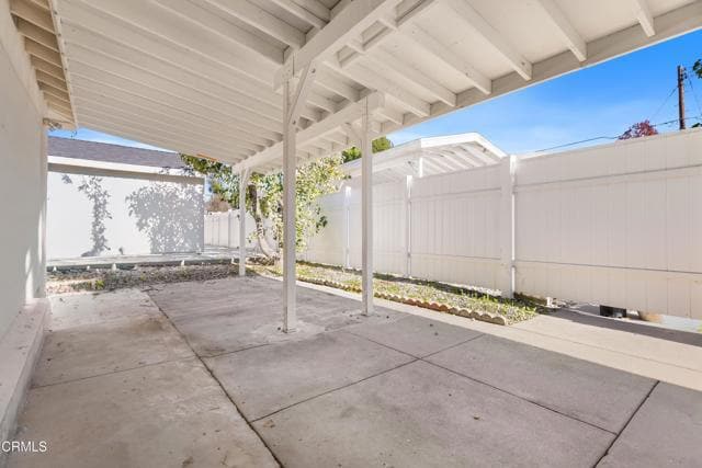 Building Photo - 6254 Satsuma Ave