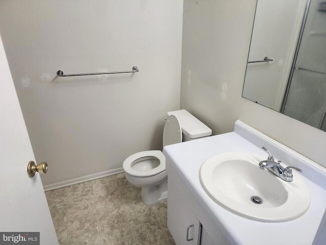 Building Photo - 1104 Woodhollow Dr