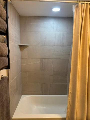 Building Photo - 2611 Peninsula Dr