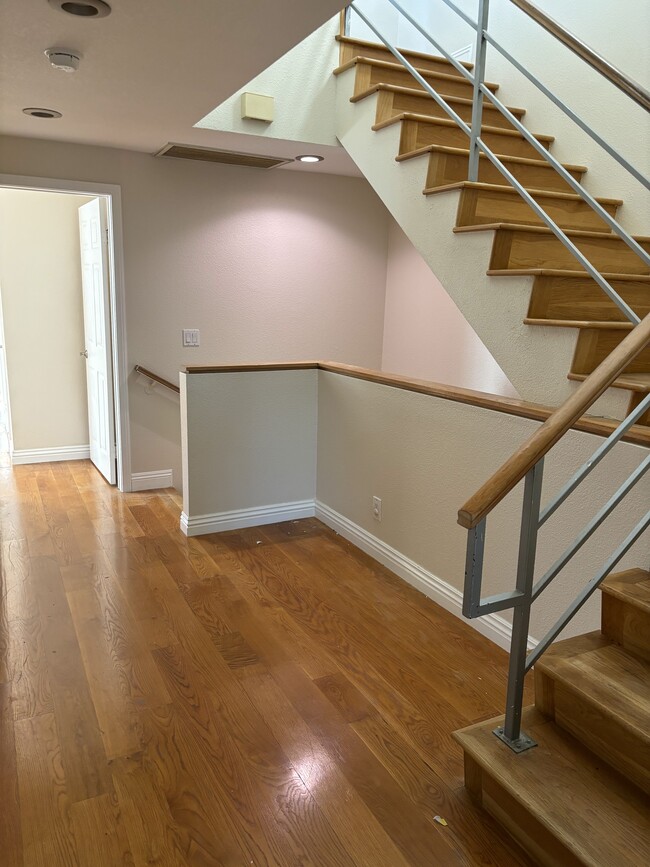 2nd Floor Landing - 1837 Parnell Ave