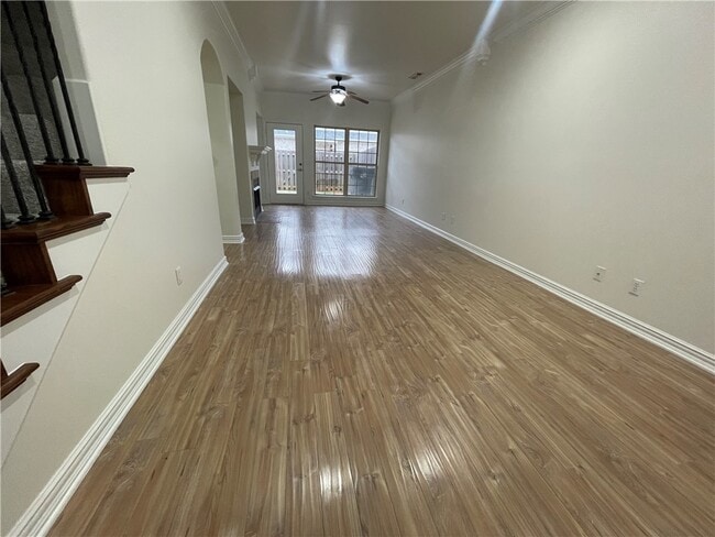 Building Photo - 2814 Vly W Ct