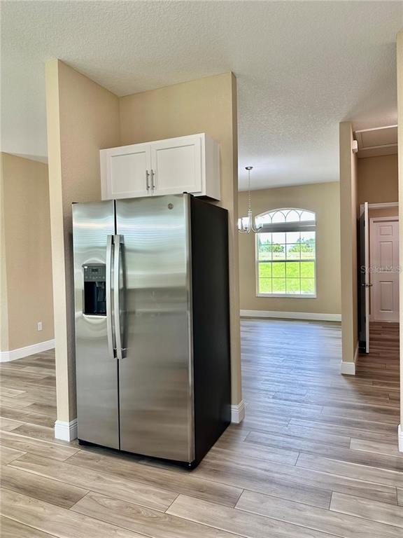 Building Photo - 13075 House Finch Rd