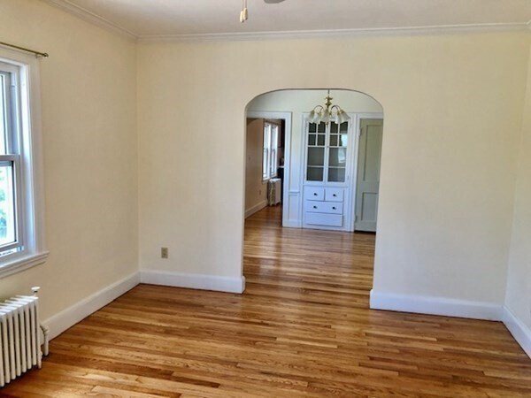 Building Photo - 12 Pinehurst St