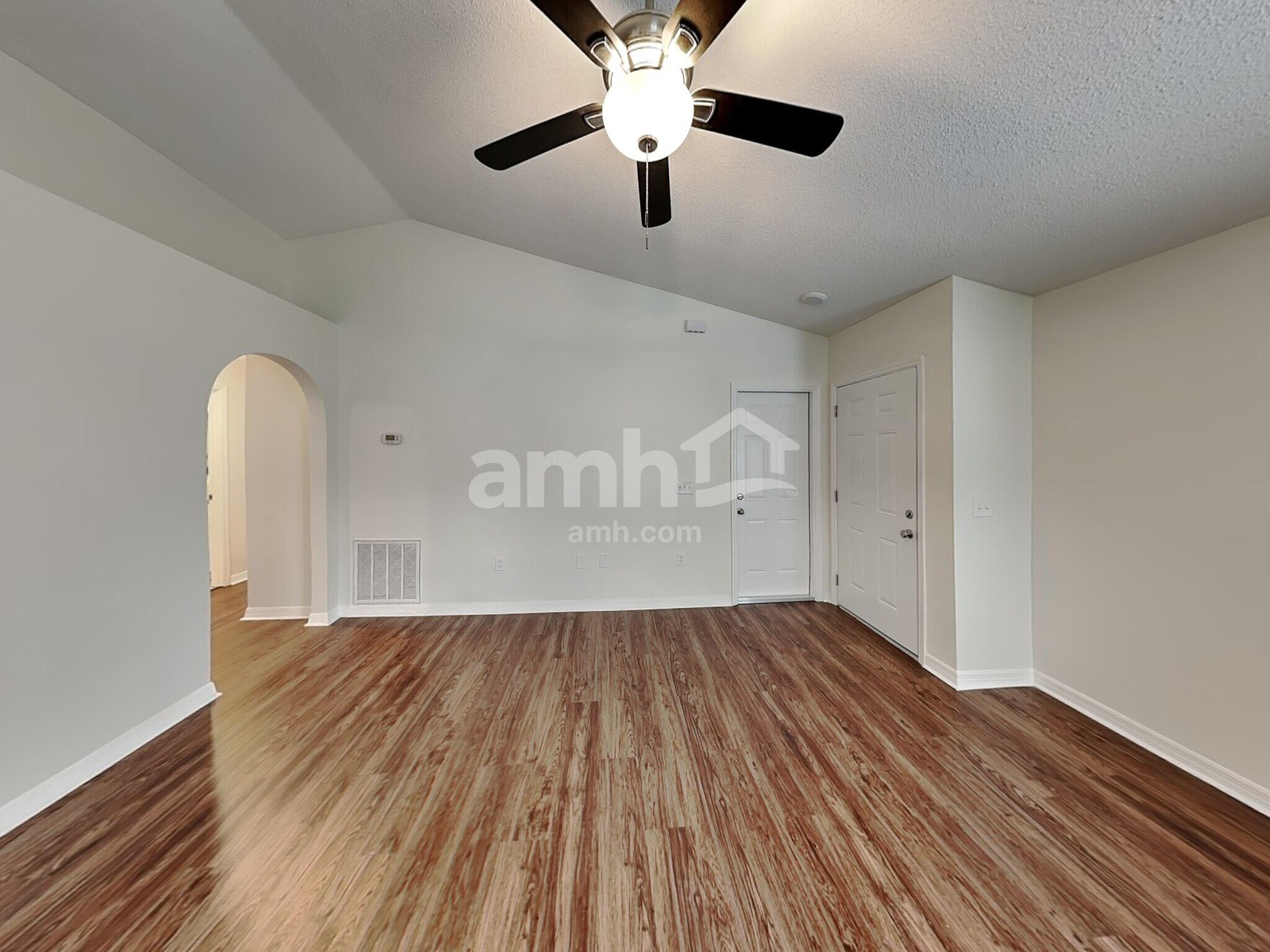 Building Photo - 7740 Harbor Lake Dr