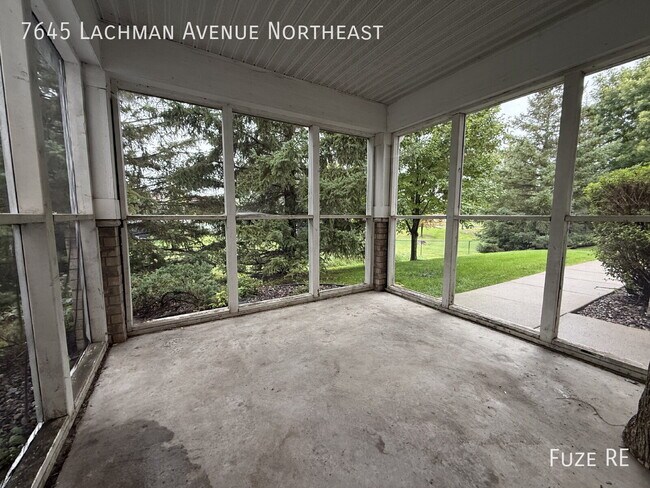 Building Photo - 7645 Lachman Ave NE