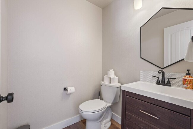 Building Photo - 2549 W Tango Creek Dr
