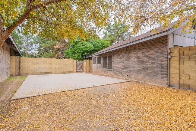 Building Photo - Charming 4-bedroom, 2-bathroom in Gilbert