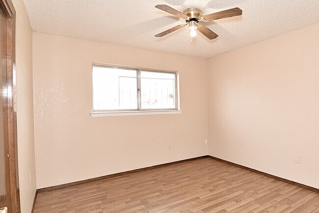 Building Photo - 11473 Jim Ferriell Dr