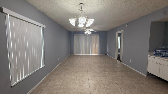 Building Photo - 5628 Blue Shadows Ct