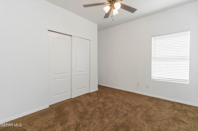 Building Photo - 14749 Sand Gate Dr