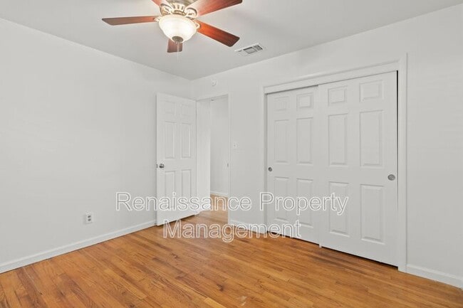 Building Photo - 5619 N El Dorado St