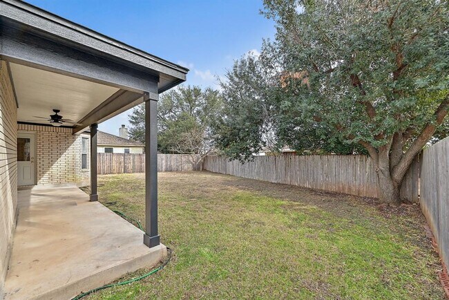 Building Photo - 117 Rosemary Cove