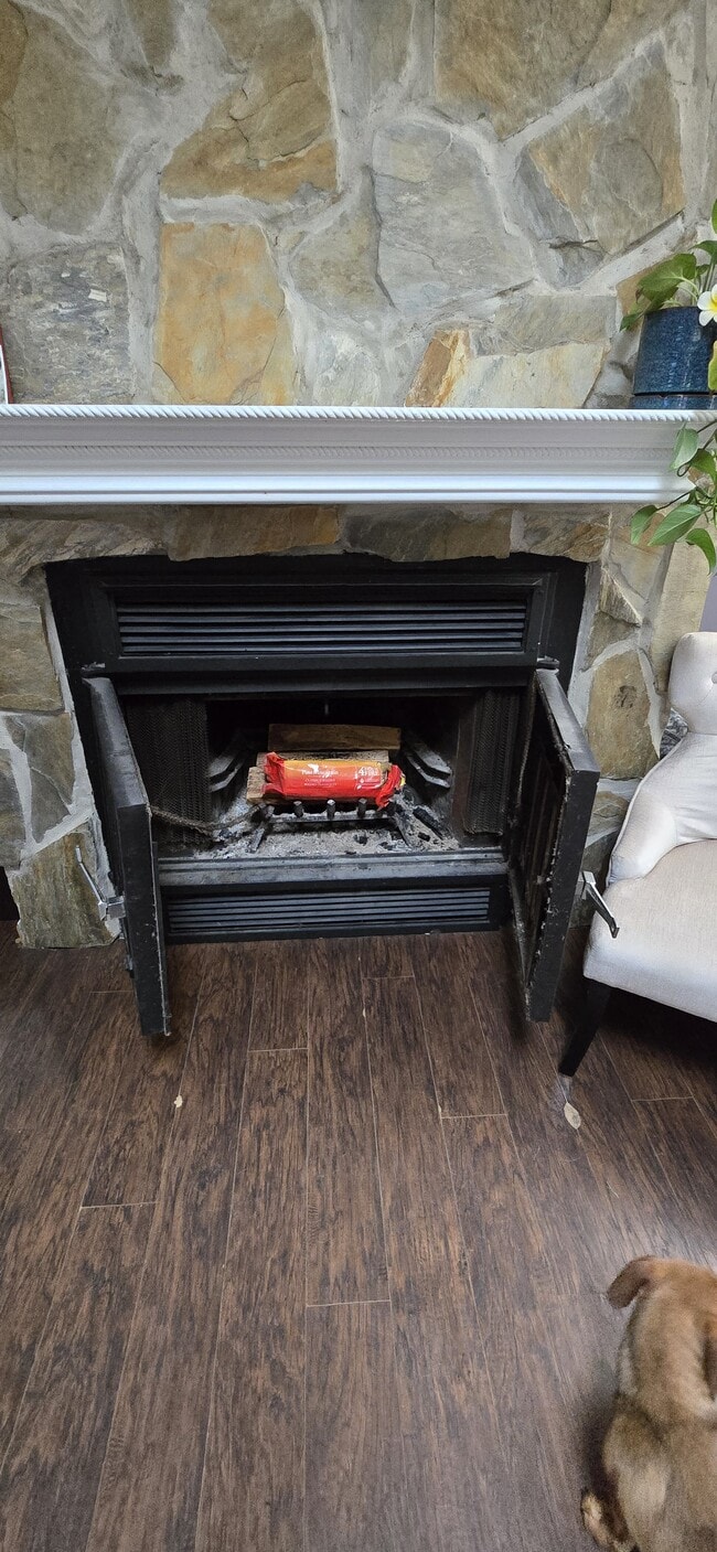 Building Photo - 1261 Eaglewood Dr