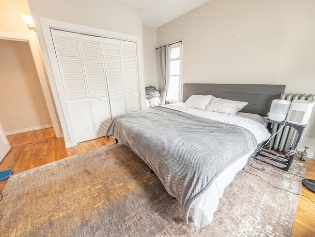 Building Photo - 55 Hall Ave