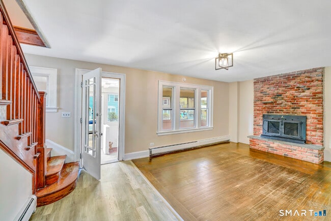 Building Photo - 55 Clifton Ave