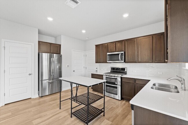 Building Photo - 7814 Wilfred Dr