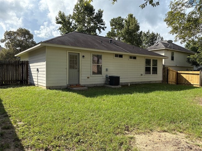 Building Photo - 14129 Broken Arrow Dr