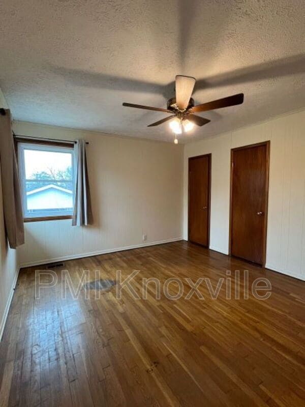 Building Photo - 4308 Lonas Dr