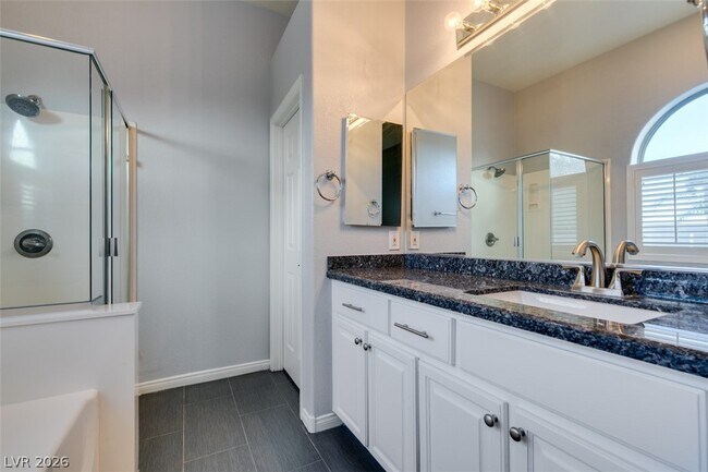 Building Photo - 2042 Poetry Ave