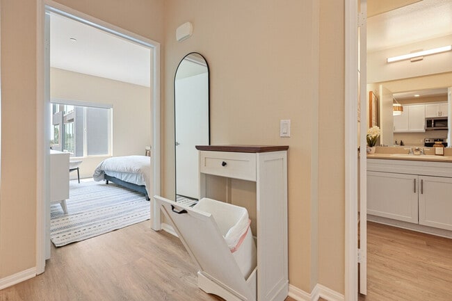 Building Photo - 4388 Ohio St