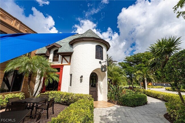 Building Photo - 11796 Paseo Grande Blvd