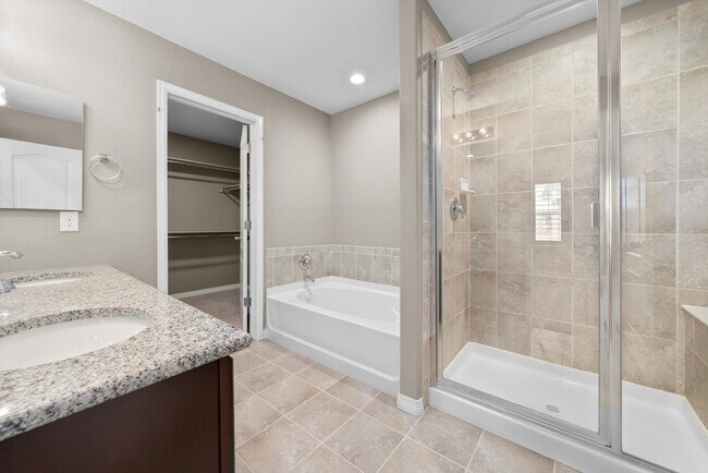 Building Photo - 8344 Coopers Hawk Way