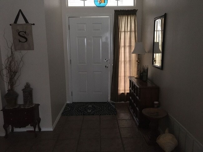 Building Photo - 2805 Berry Way