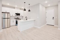 Interior Photo - 317 Kennedy St NW