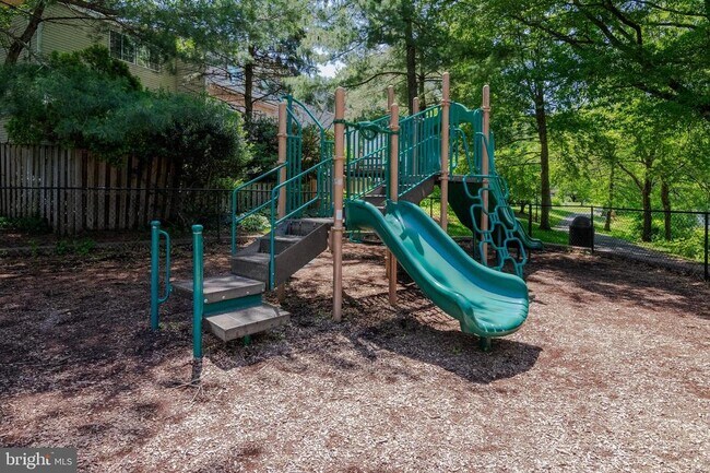 Building Photo - 7753 Inversham Dr