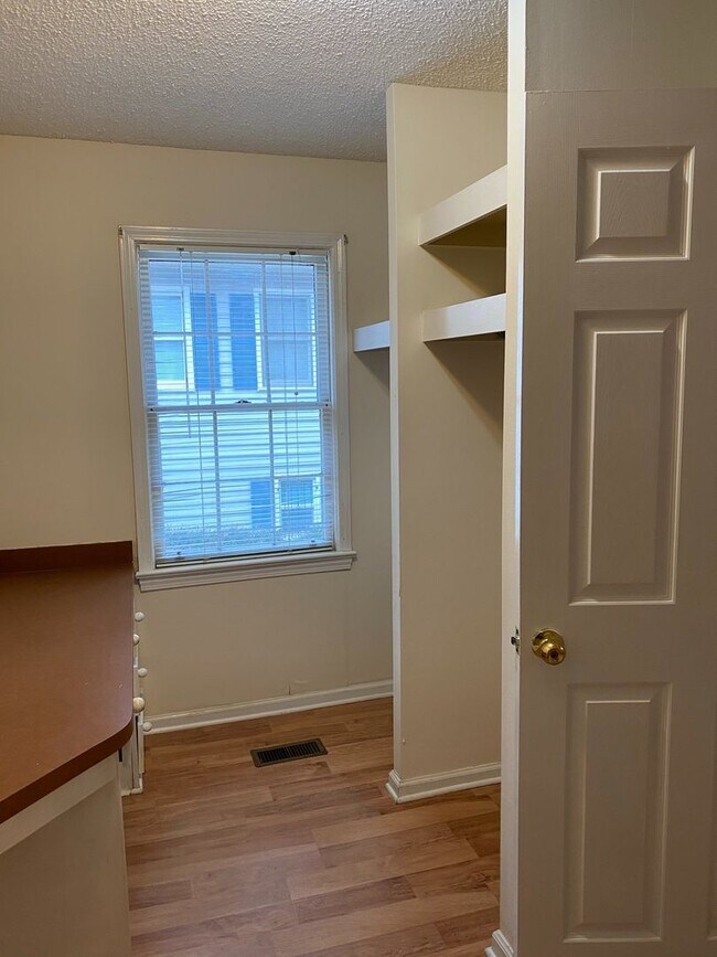 Building Photo - Barnwell Colony