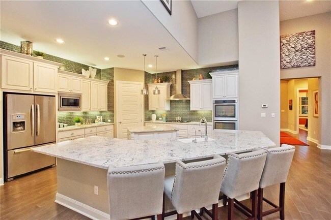 Building Photo - 209 Fair Oaks Dr