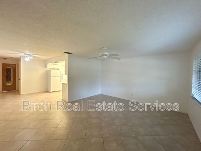Building Photo - 1314 Amble Ln