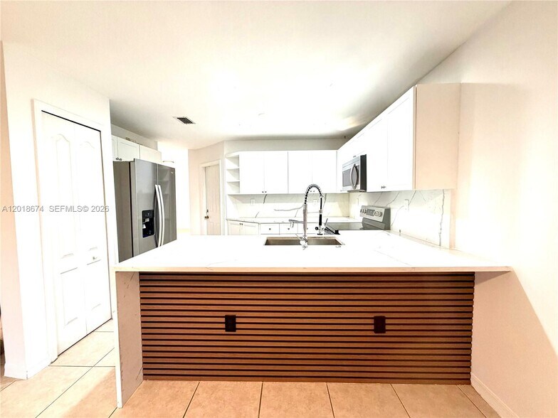 Building Photo - 16336 SW 48th Ter