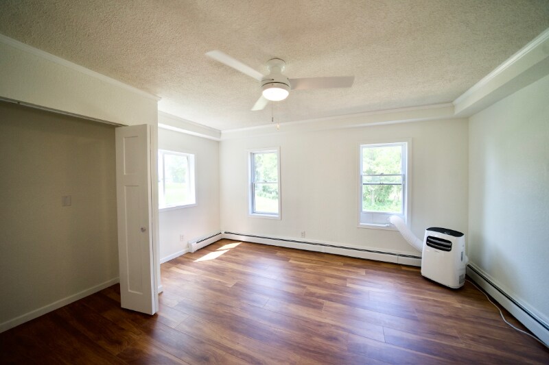 Building Photo - 2310 County Rd E